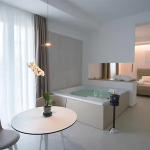 3* Отель типа 